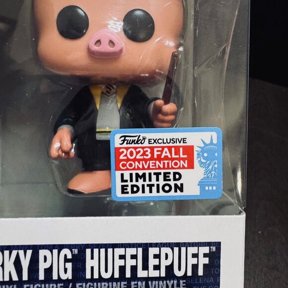 Funko Pop! Porky Pig Hufflepuff #1337 - Picture 4 of 5